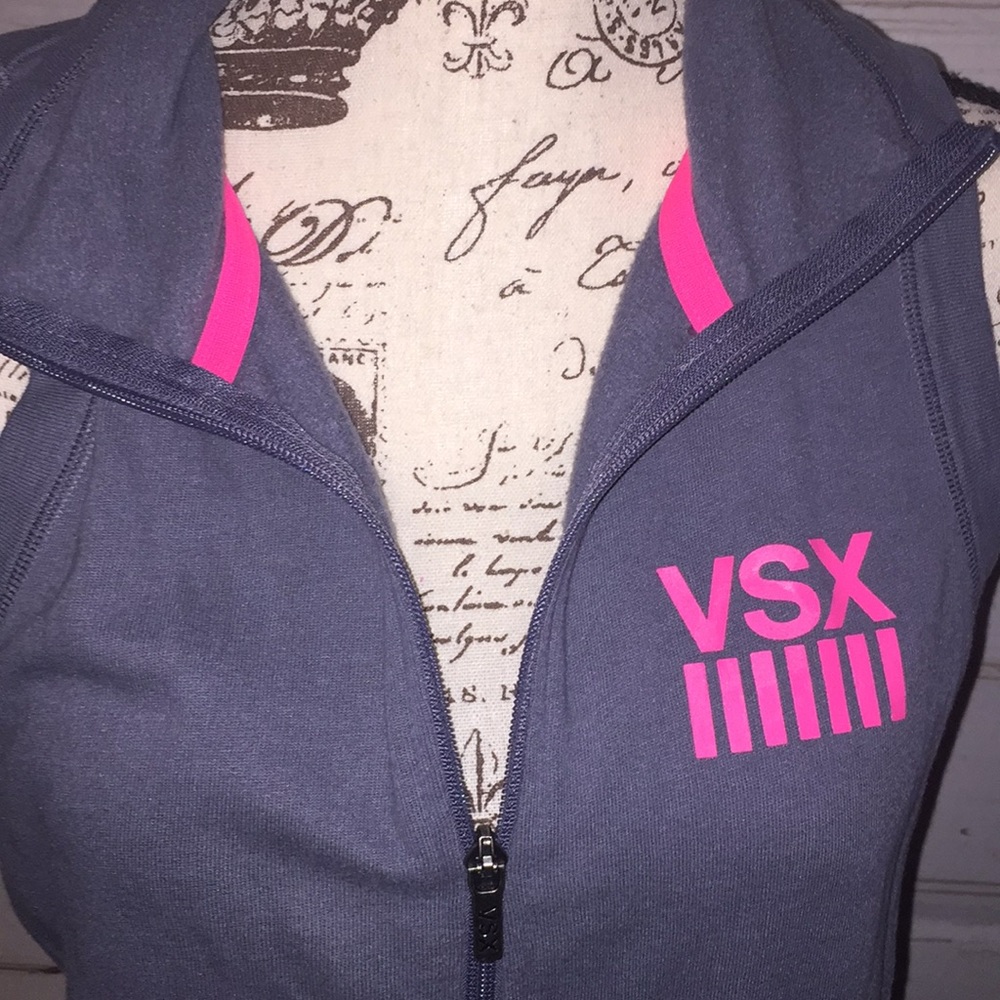 VSX💕 - Picture 3 of 5